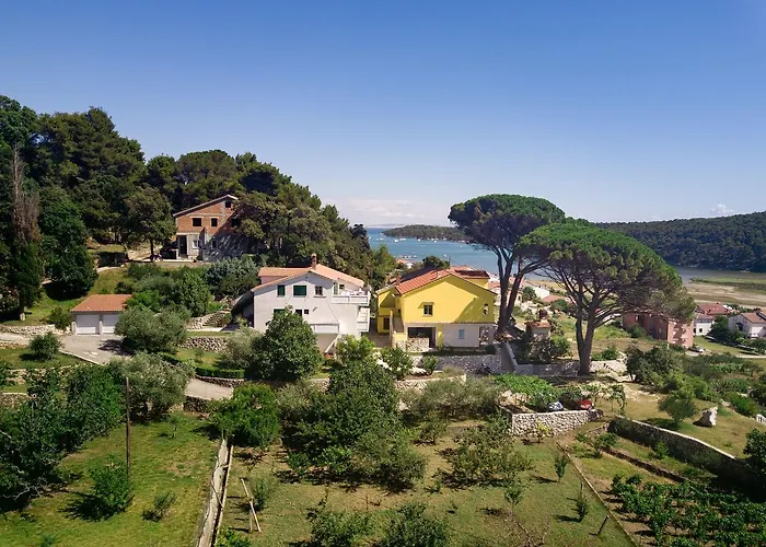 Lucija Apartmán Kampor