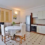 Lucija Apartman Kampor