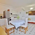 Lucija Apartman