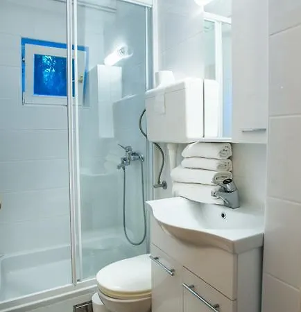 Apartment Lucija *